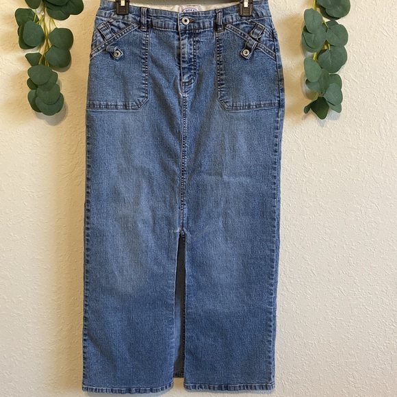 SOLD❣️❣️Vintage 90’s/Y2K Carolina Blues Denim Maxi Skirt✨ - Picture 6 of 7